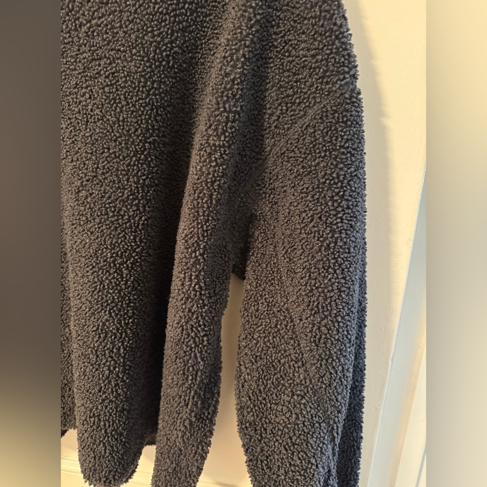 American Eagle Charcoal Gray Crewneck Sherpa Sweatshirt - Picture 7 of 11
